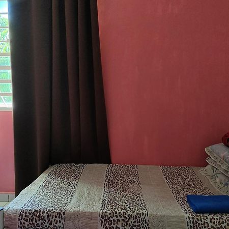 Teratak Delisha -Musslim Villa Kampong Jemampar Exterior foto